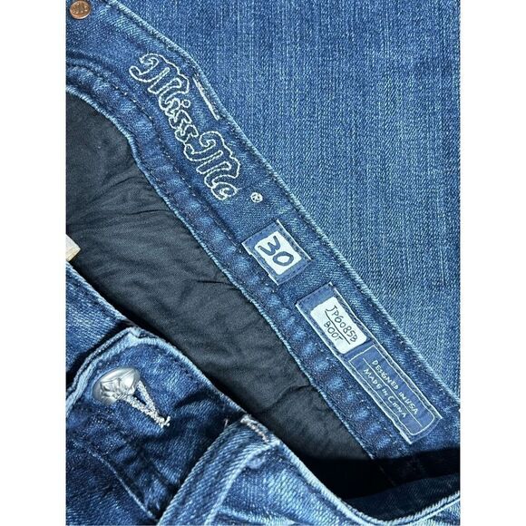 Miss Me Size 30 Rhinestone Embellished Button Flapped Pockets Flare Leg Jeans - Picture 4 of 4